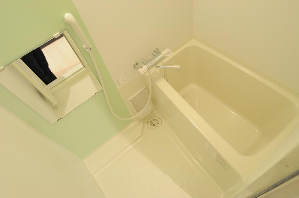 Room image 12