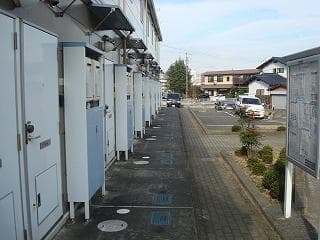 Room image 12