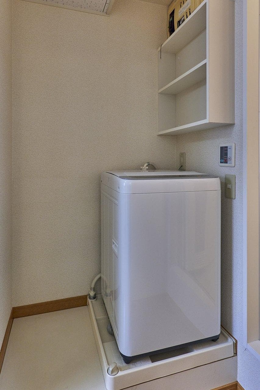 Room image 9