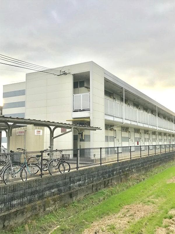 Main exterior of leopalace Arami