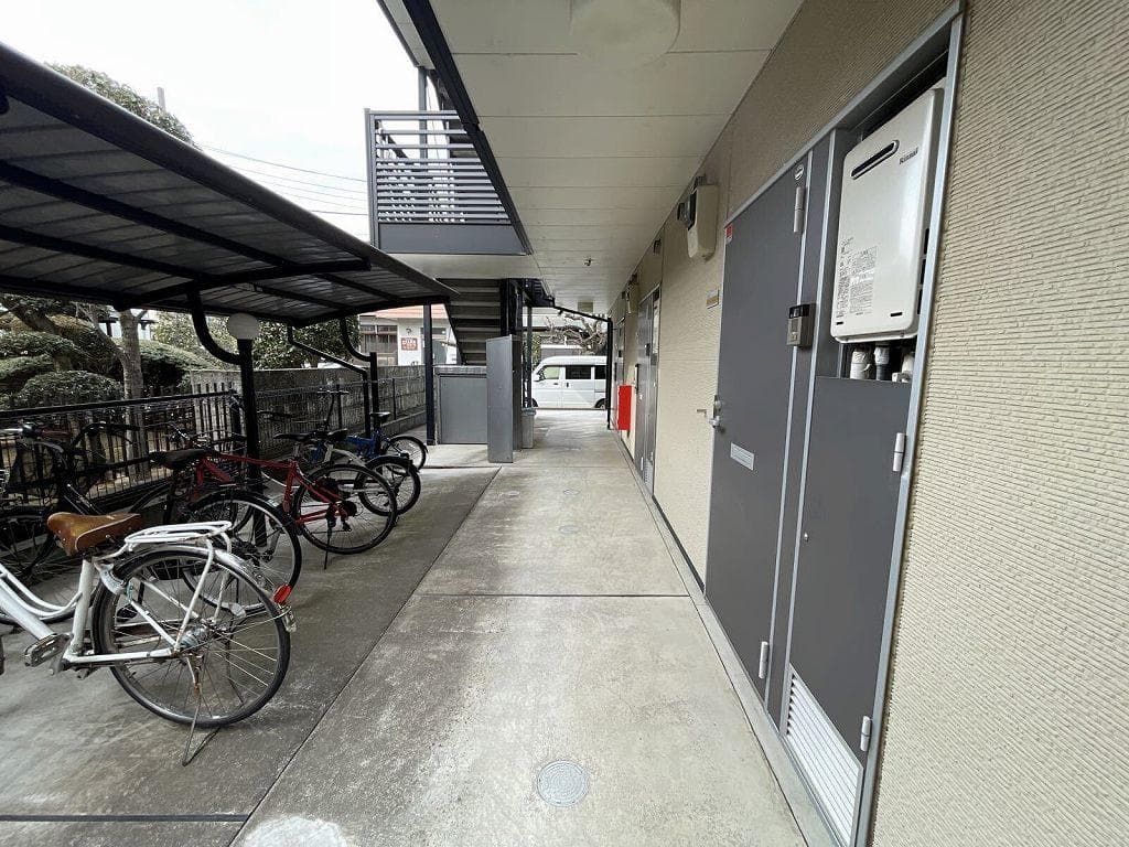 Room image 9