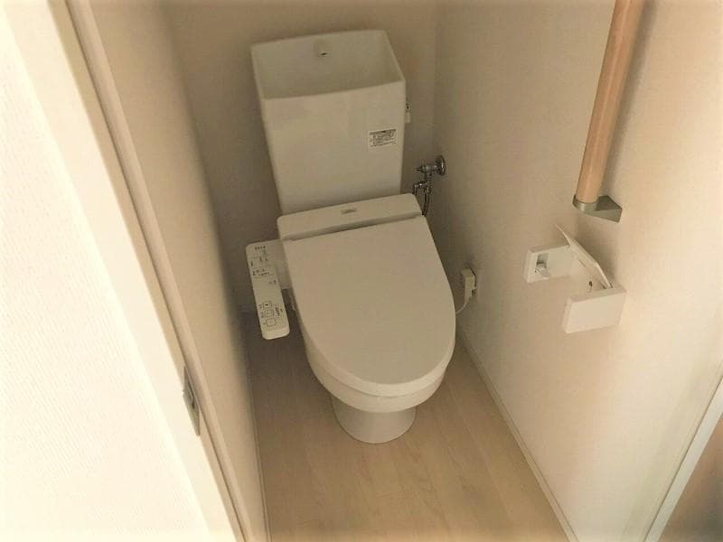 Room image 11