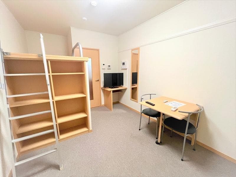 Preview interior of leopalace Takumi