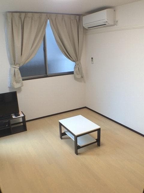 Preview interior of LEONEXT Kichijoji East Y