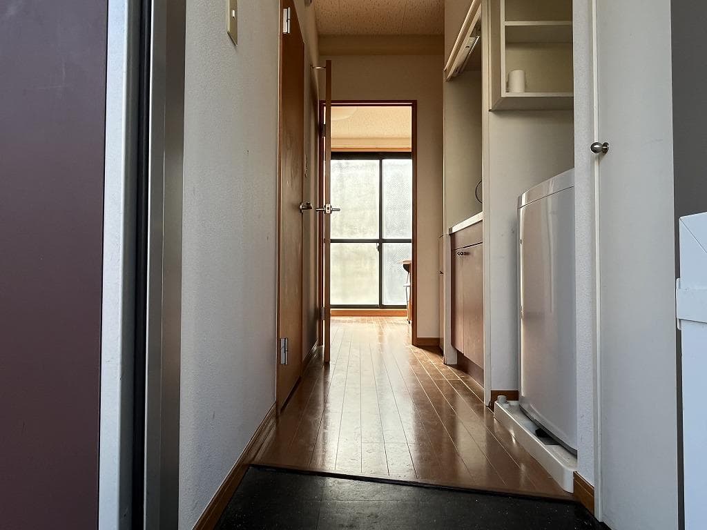 Room image 11