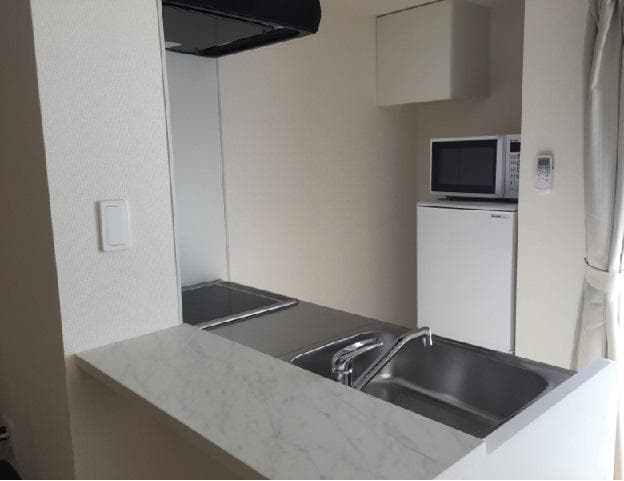 Room image 14