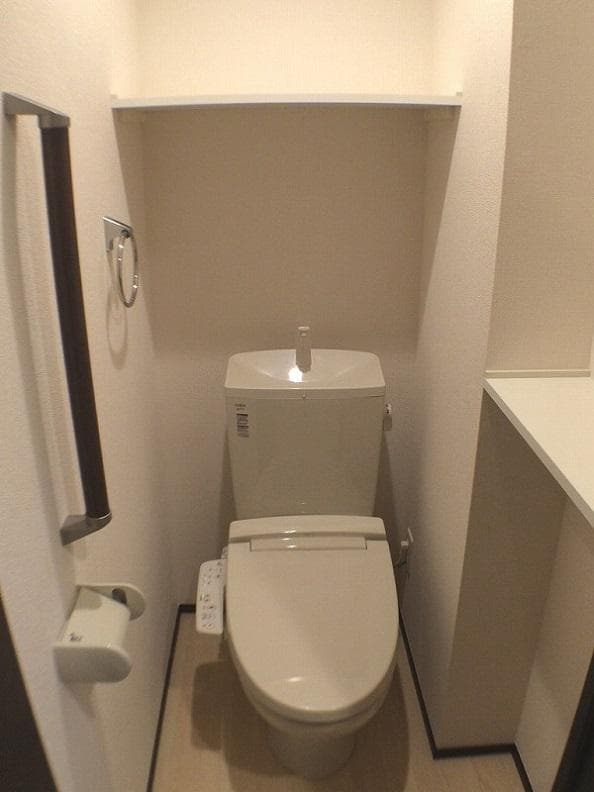 Room image 11