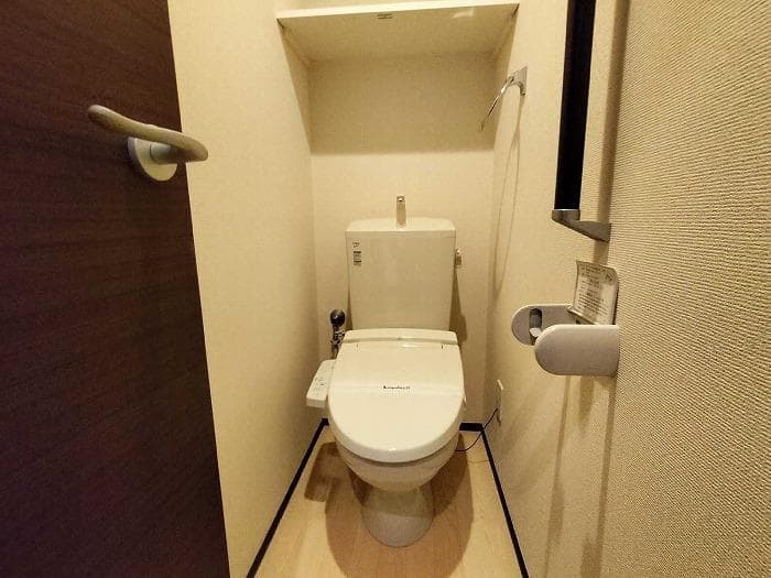 Room image 11