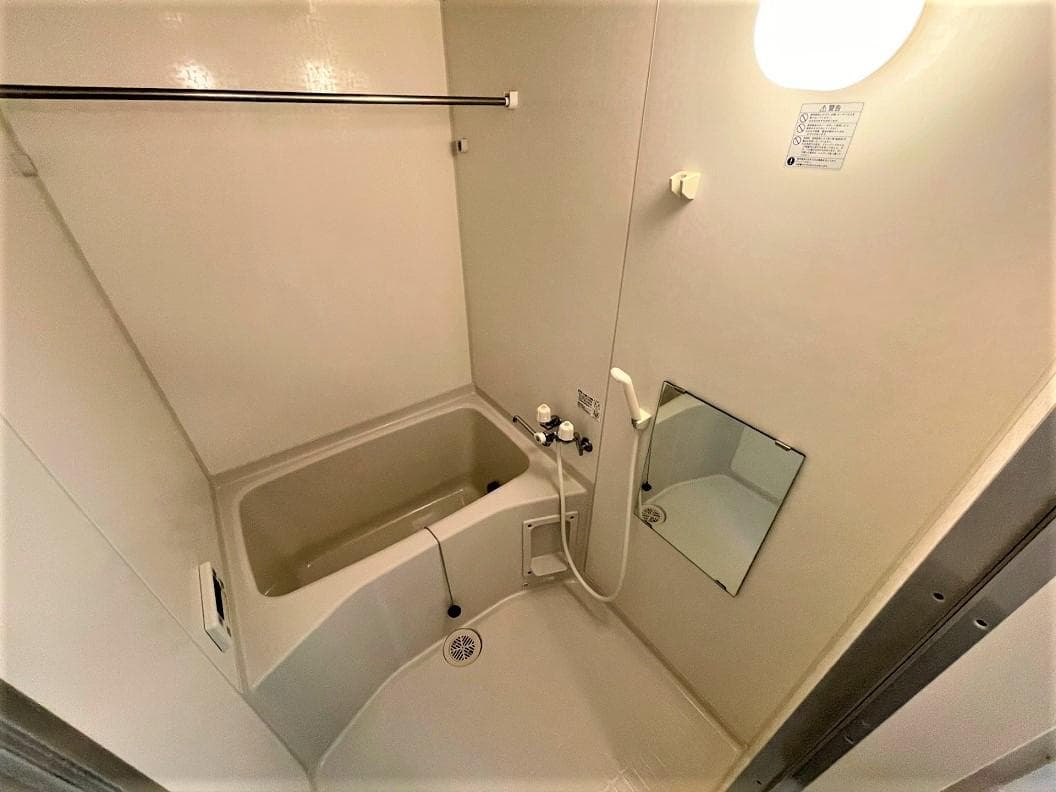 Room image 14