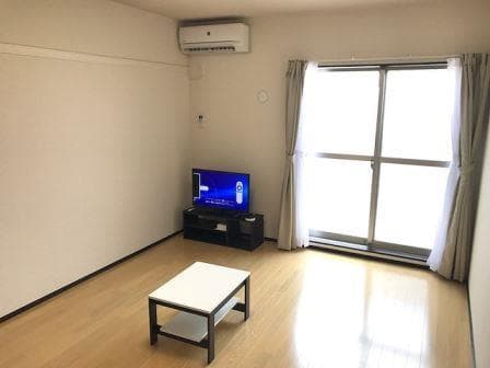 Preview interior of CLEINO Tomosu
