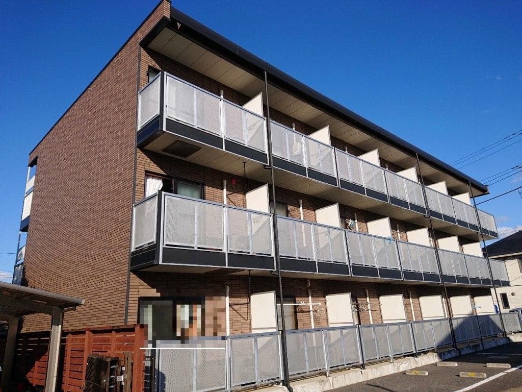 Main exterior of leopalace Sawa