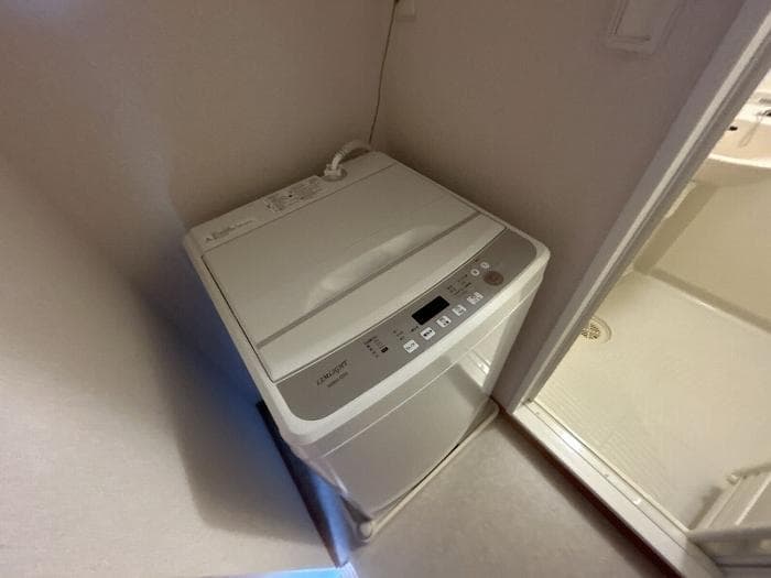 Room image 13