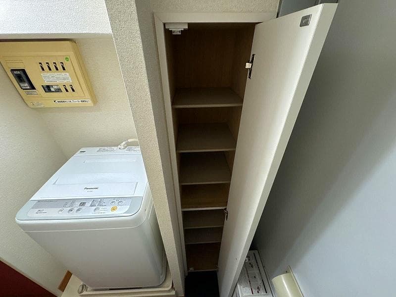 Room image 13