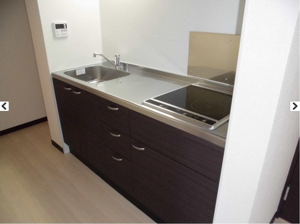 Room image 14