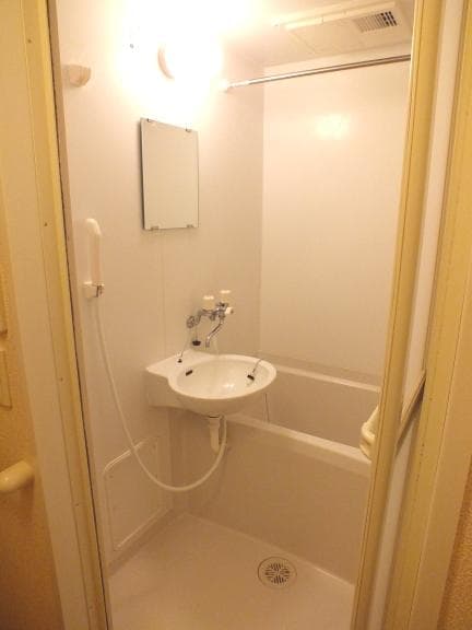 Room image 12