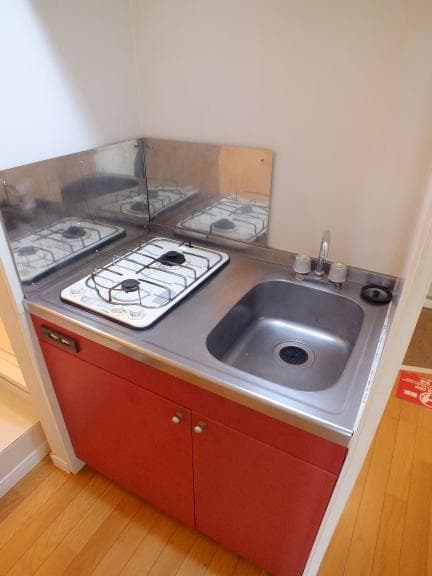 Room image 9