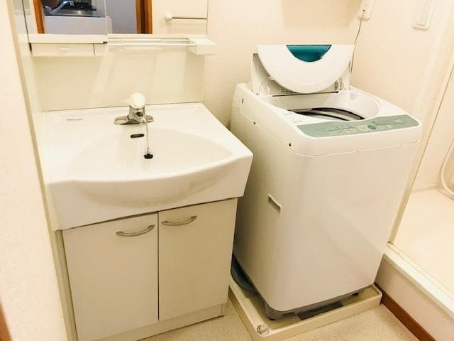 Room image 12
