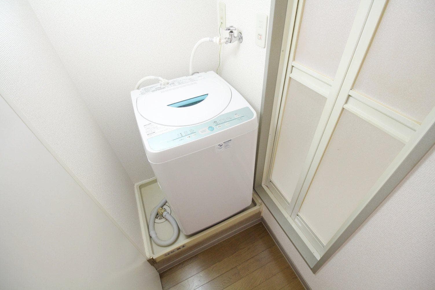 Room image 10