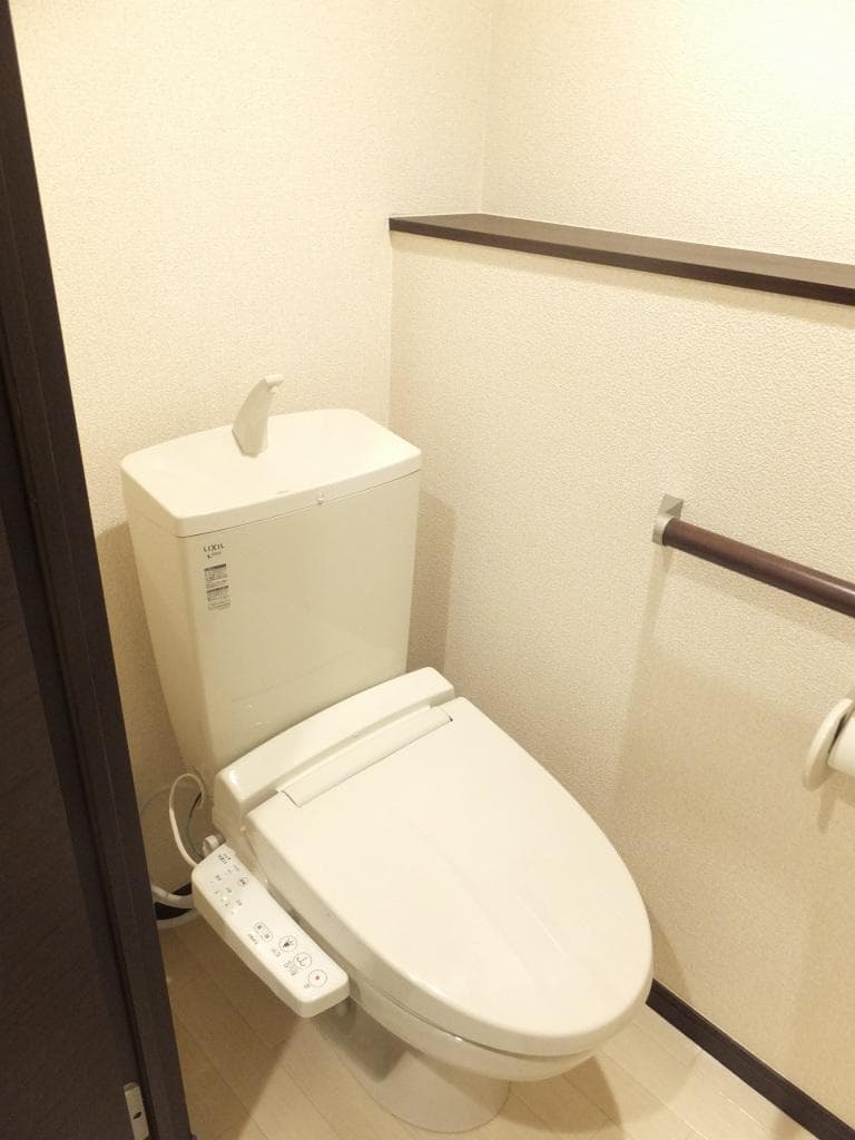 Room image 12
