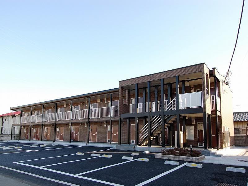 Main exterior of leopalace Brave