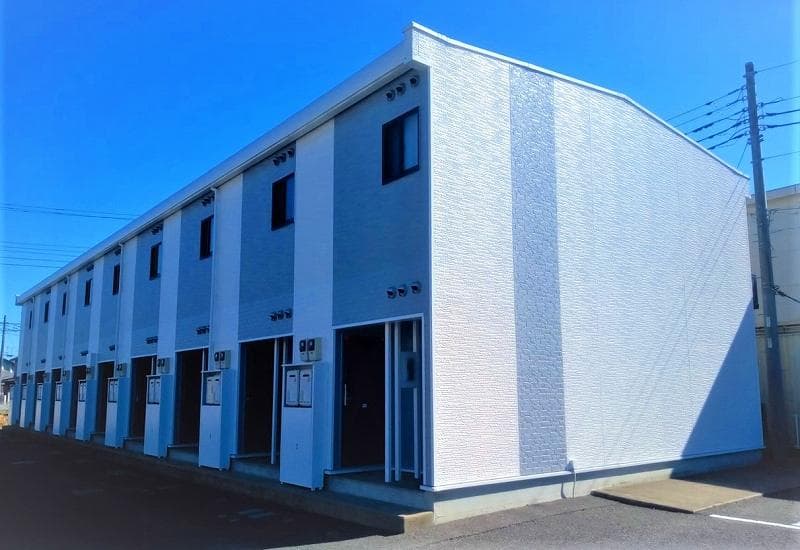 Main exterior of leopalace Shuttle Chiyo