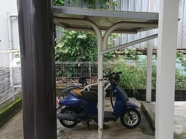 Room image 15