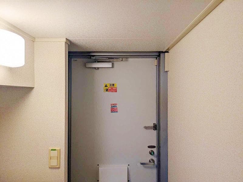 Room image 14