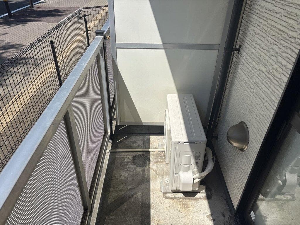 Room image 11