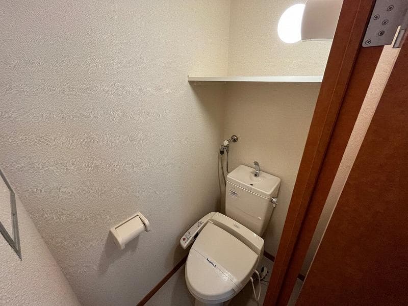 Room image 10