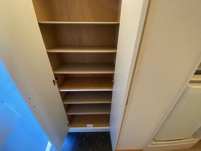 Room image 14