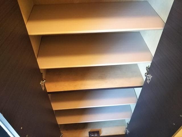Room image 11