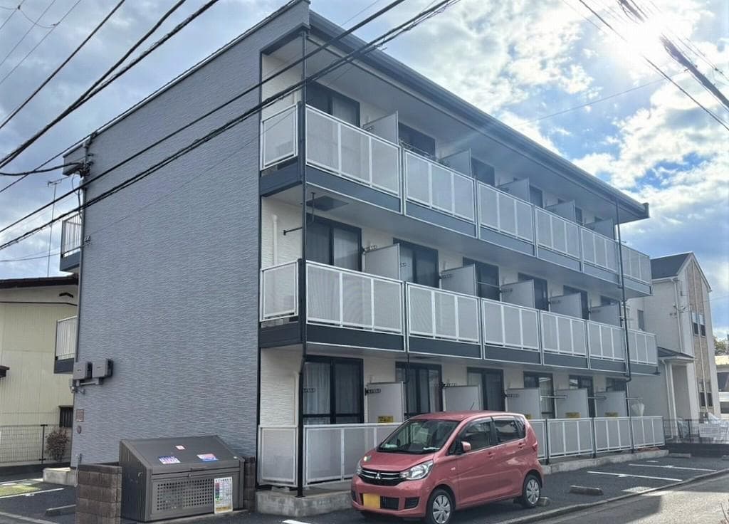 Main exterior of leopalace Kosmos