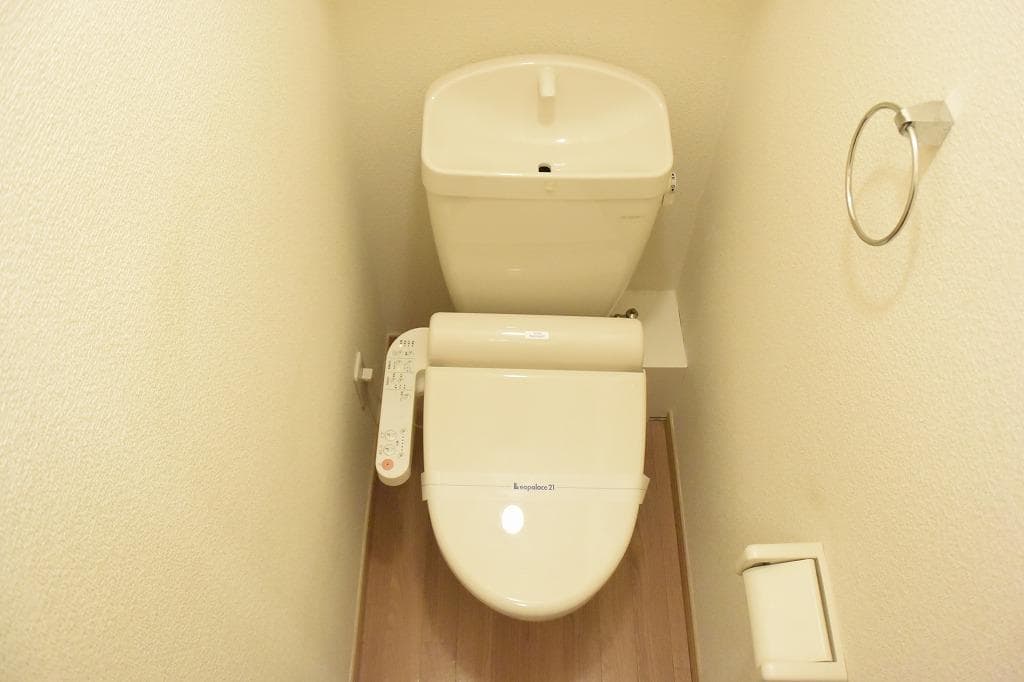 Room image 9