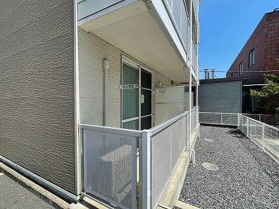 Room image 8