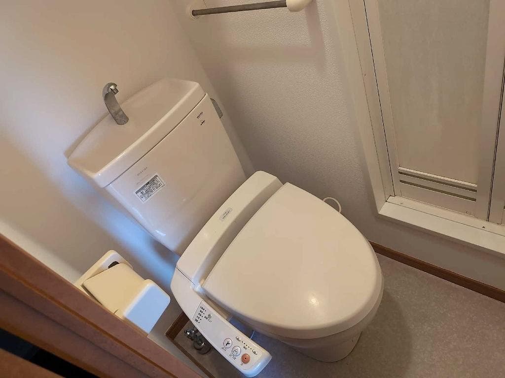 Room image 8