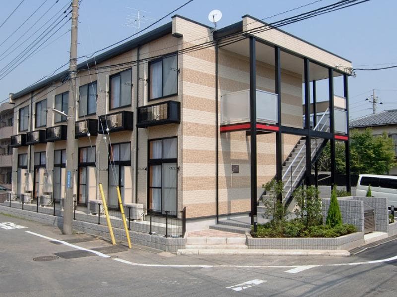 Main exterior of leopalace Courtside Villa