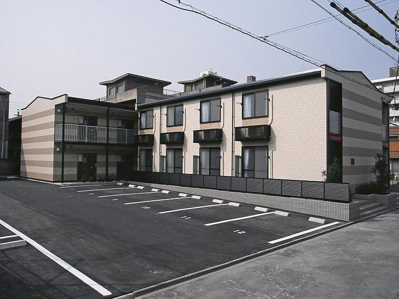 Main exterior of leopalace YMO