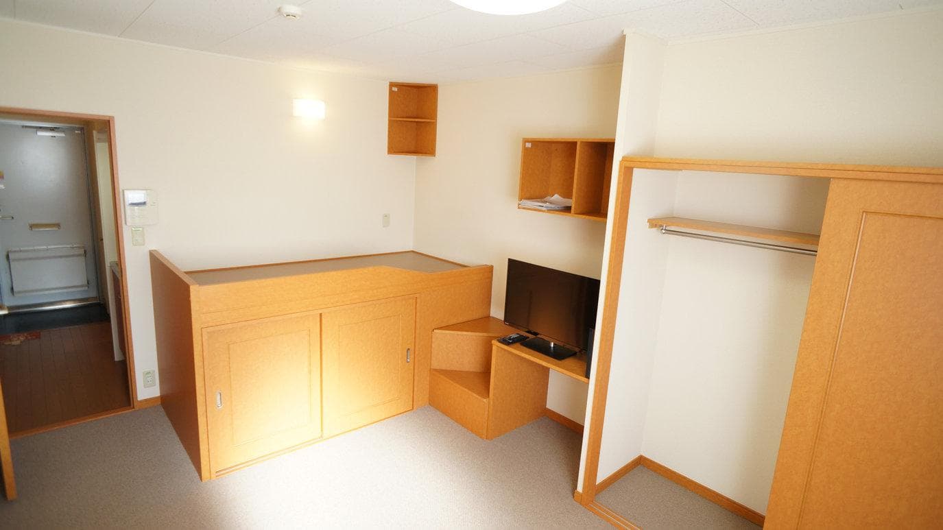 Preview interior of leopalace Three Arrows