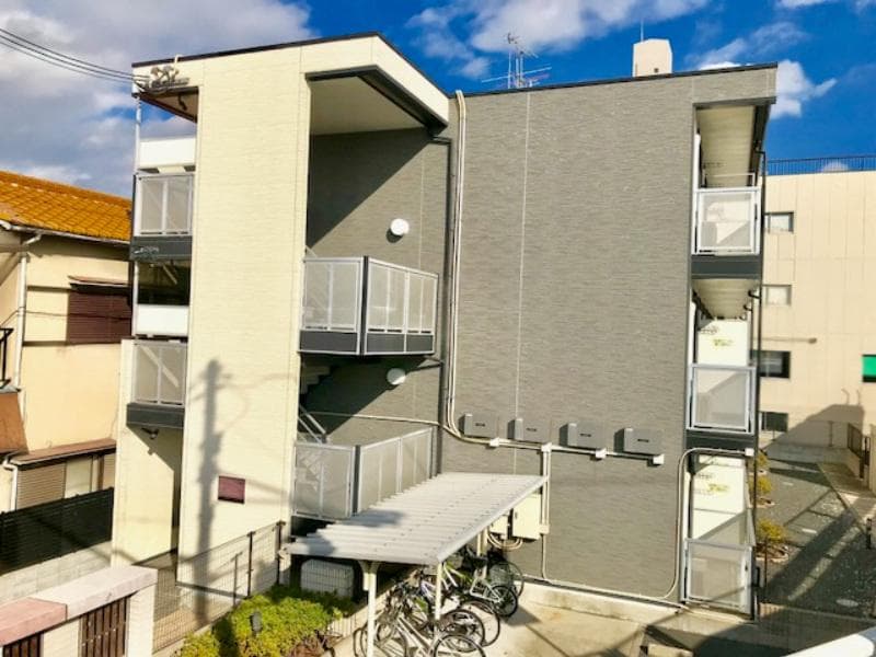 Main exterior of leopalace Yumesaki