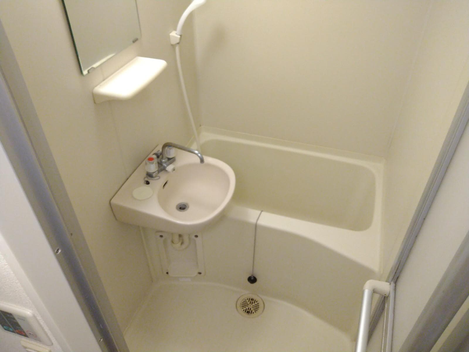Room image 9