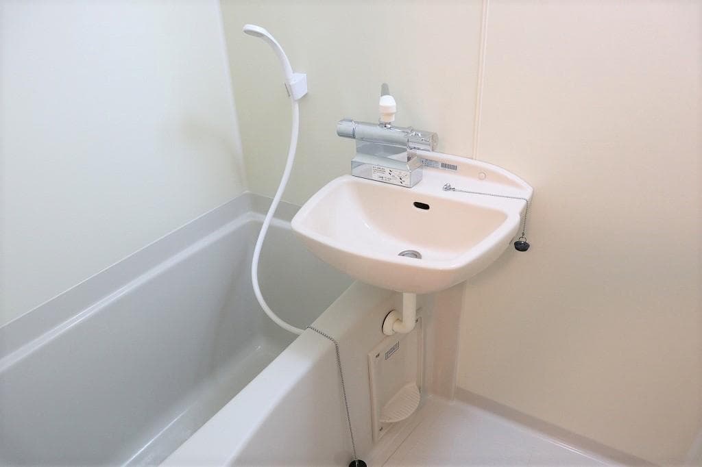 Room image 10