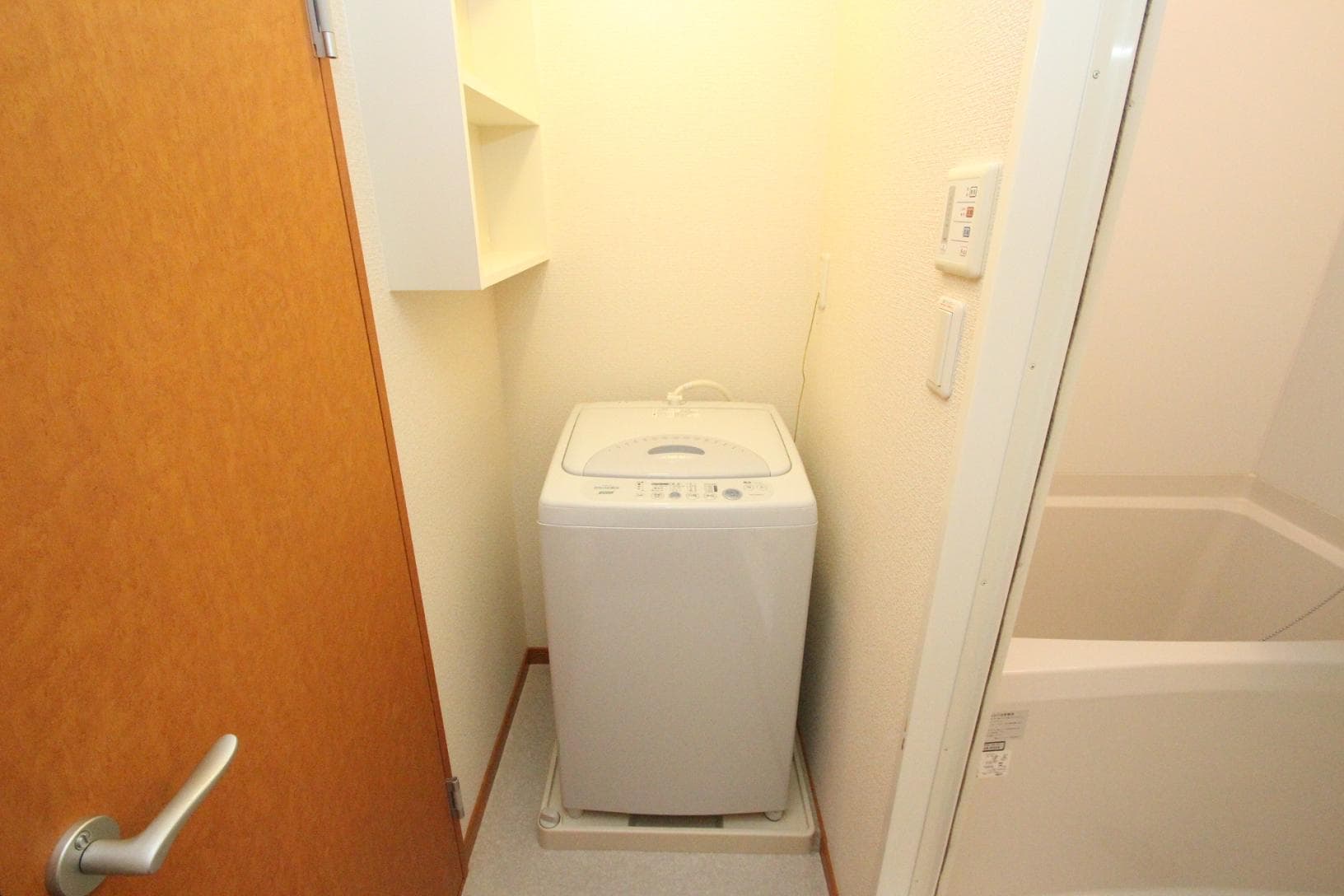 Room image 13