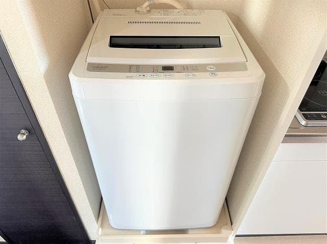 Room image 12