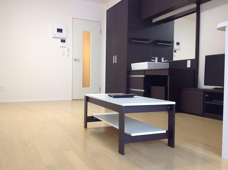 Preview interior of MIRANDA Clare