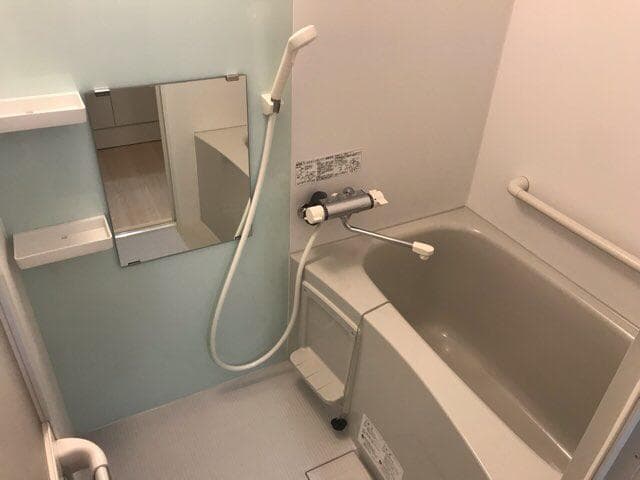 Room image 10