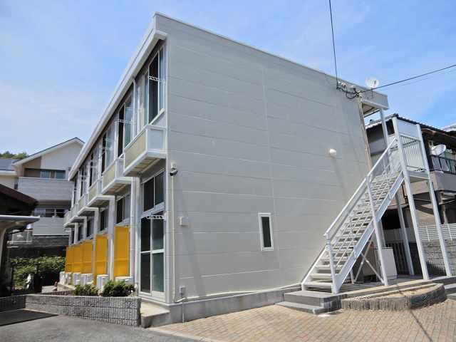 Main exterior of leopalace Ys ROAD