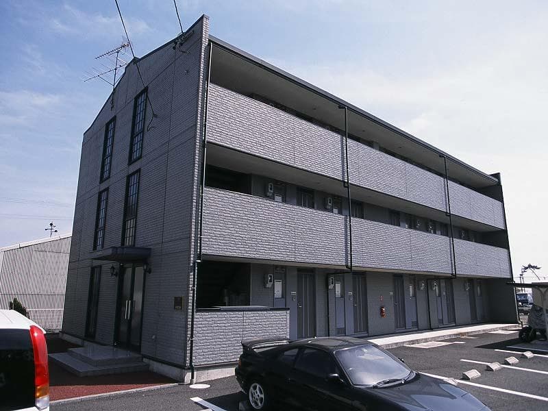 Main exterior of leopalace Mare Takamatsu