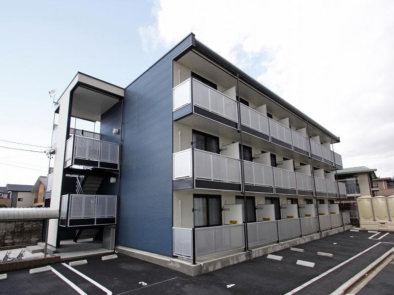 Main exterior of leopalace Esore