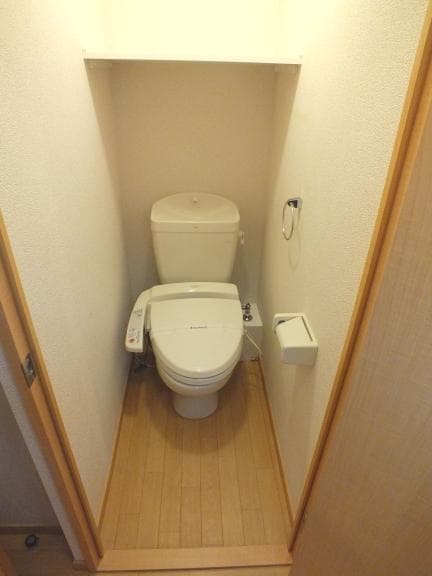 Room image 13