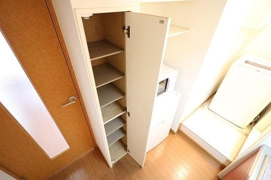 Room image 13